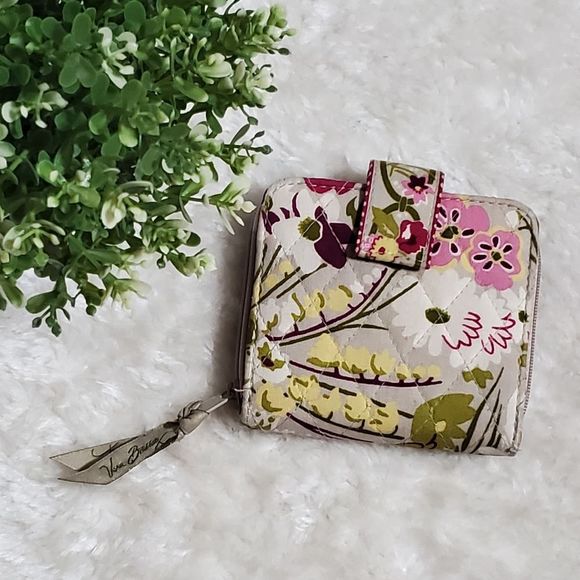 Vera Bradley Handbags - Vera Bradley Gray Floral Make Me Blush Square Wallet